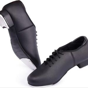 Black Oxford Tap Dancing Shoes with Lace-Up Design